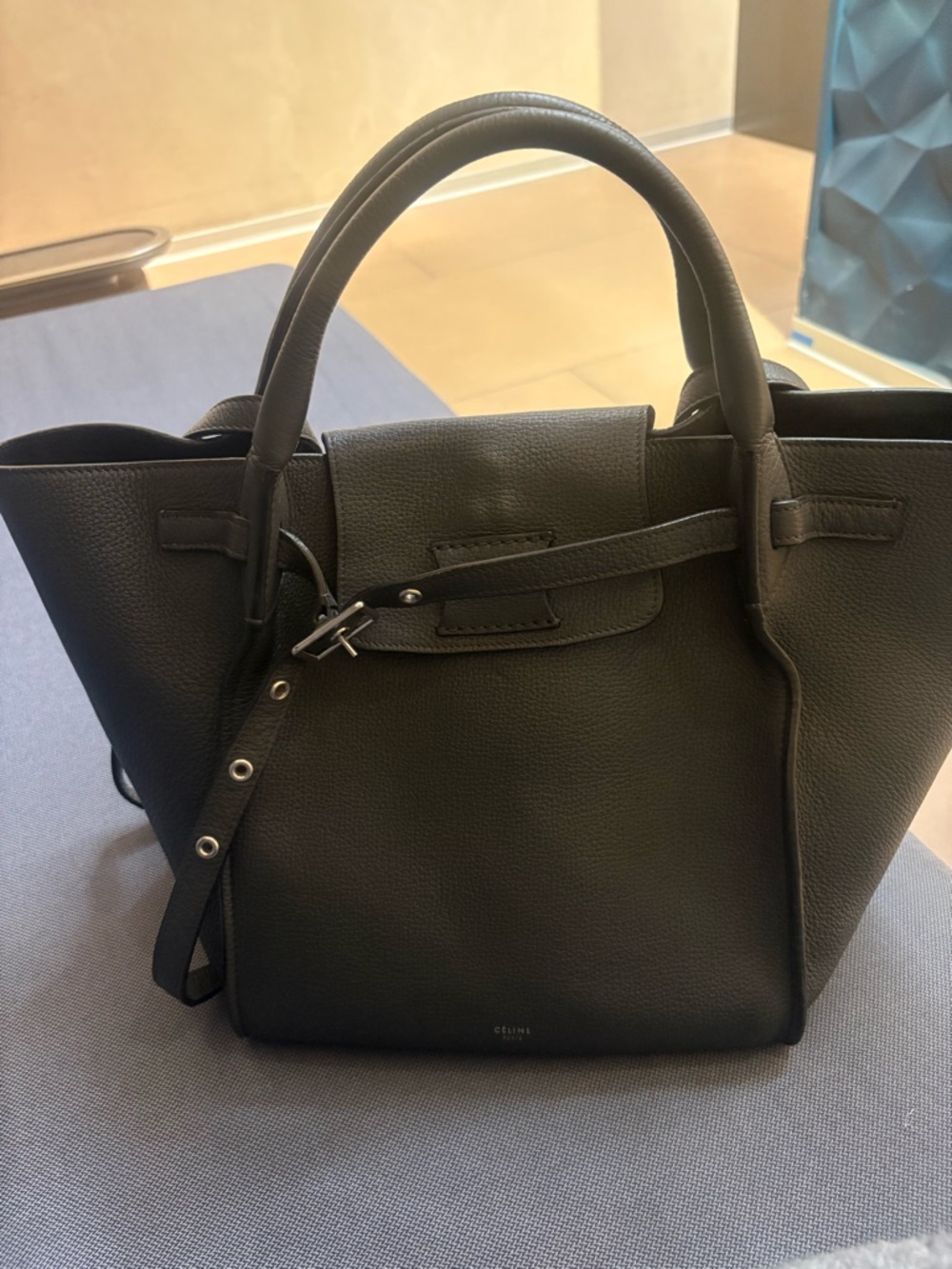 Celine - Picture 5 of 8